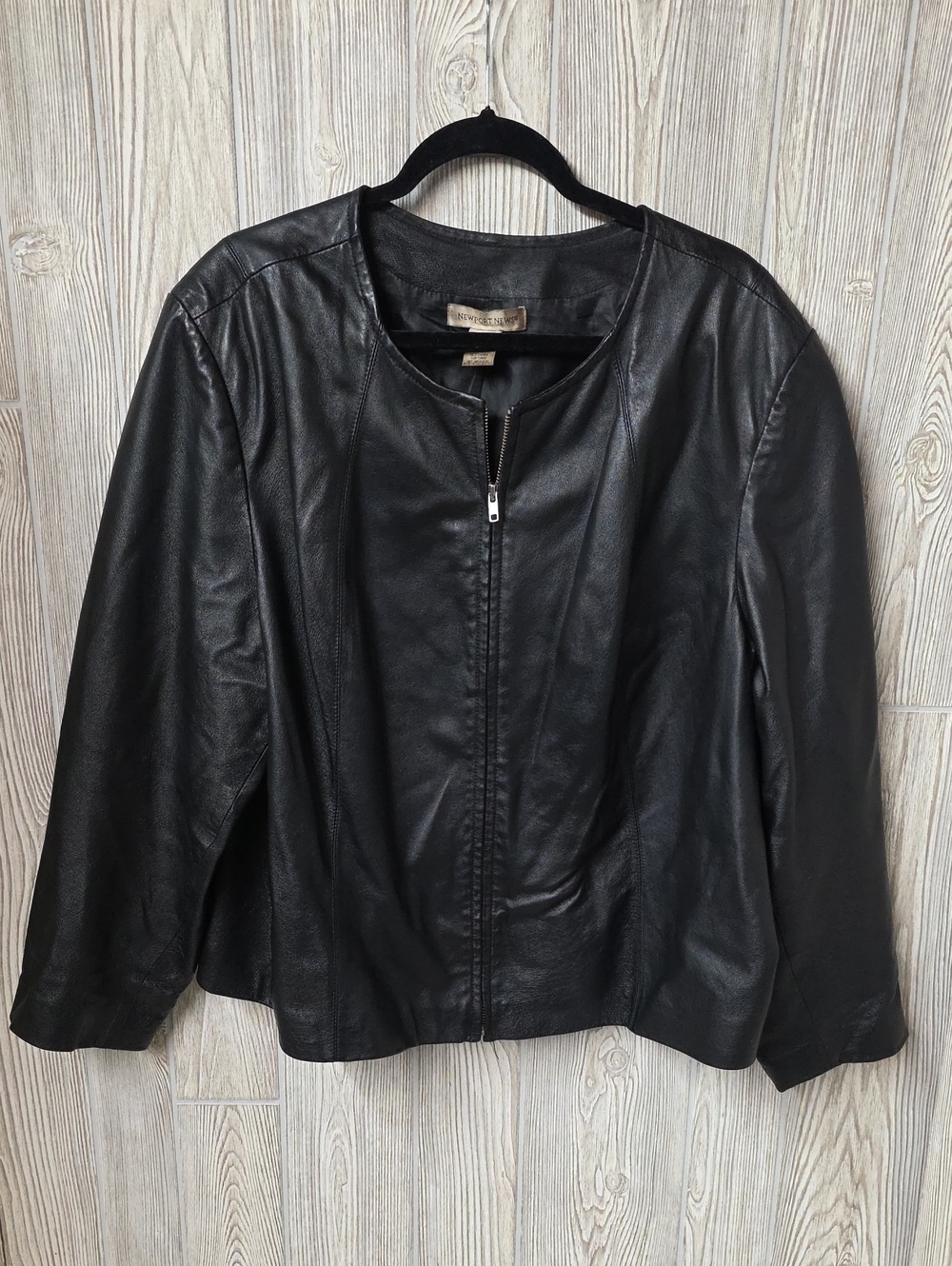 Newport News Vintage Black Collarless Leather Jacket Womens Size 24W